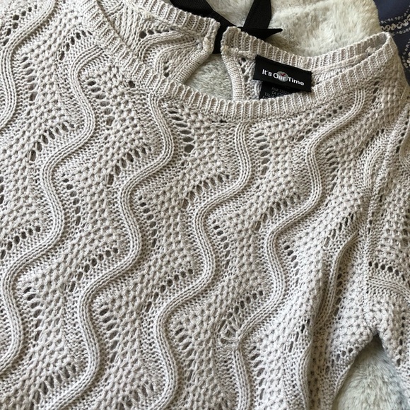 It’s Our Time Grey Knit Sweater with Bow - Picture 5 of 10